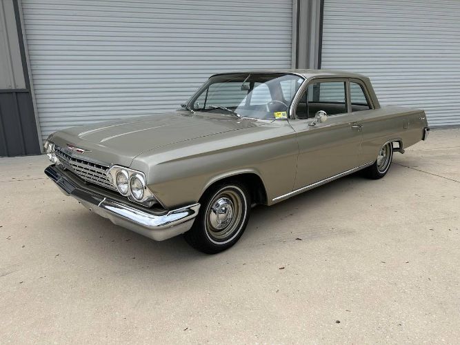 Chevrolet-Biscayne-1962-8