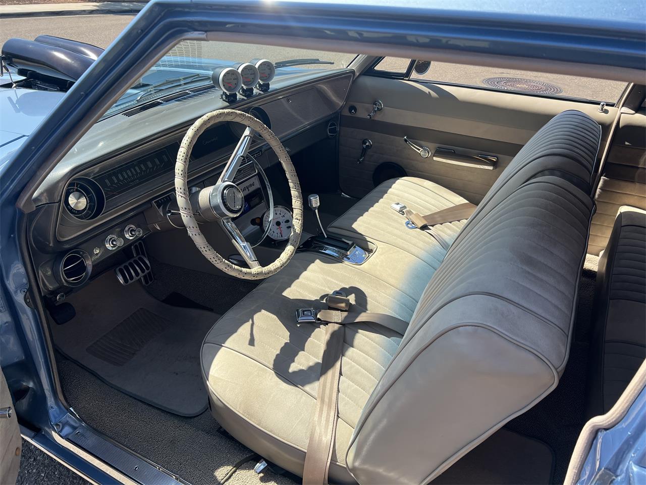 Chevrolet-Biscayne-1965-Blue-Tan-7