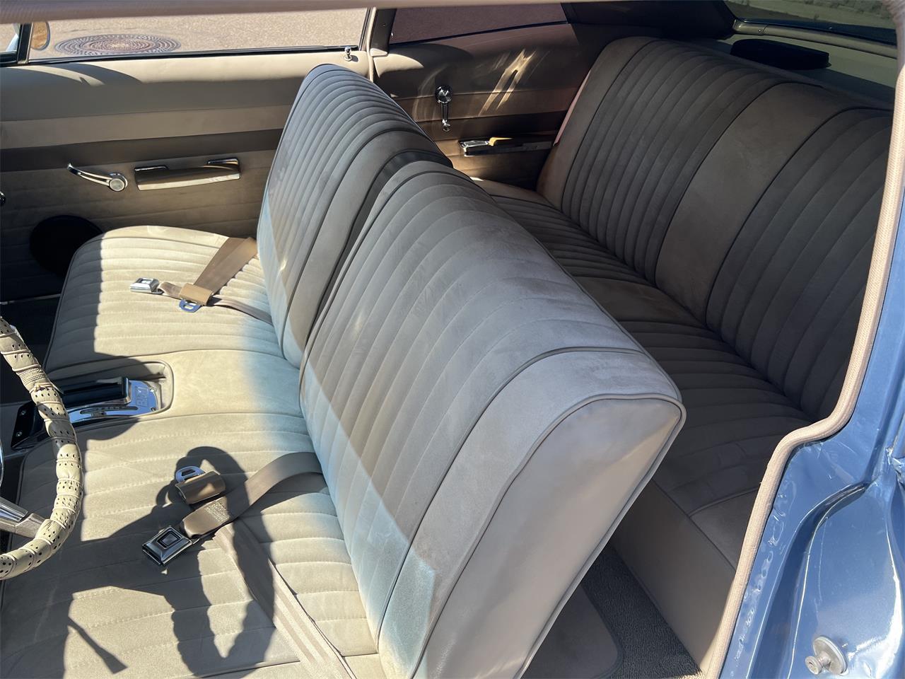 Chevrolet-Biscayne-1965-Blue-Tan-8