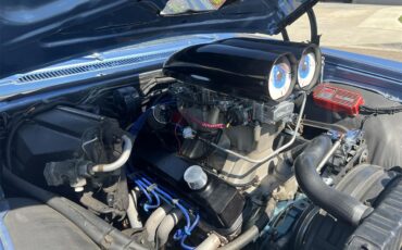 Chevrolet-Biscayne-1965-Blue-Tan-9