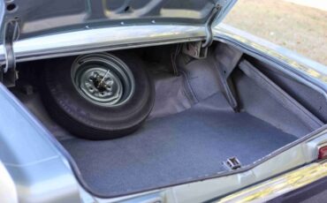 Chevrolet-Biscayne-1966-Blue-Beige-10