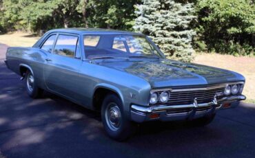 Chevrolet-Biscayne-1966-Blue-Beige-23