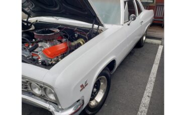 Chevrolet-Biscayne-1966-White-Black-28