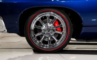 Chevrolet-Biscayne-1967-Luxo-Blue-Tan-11