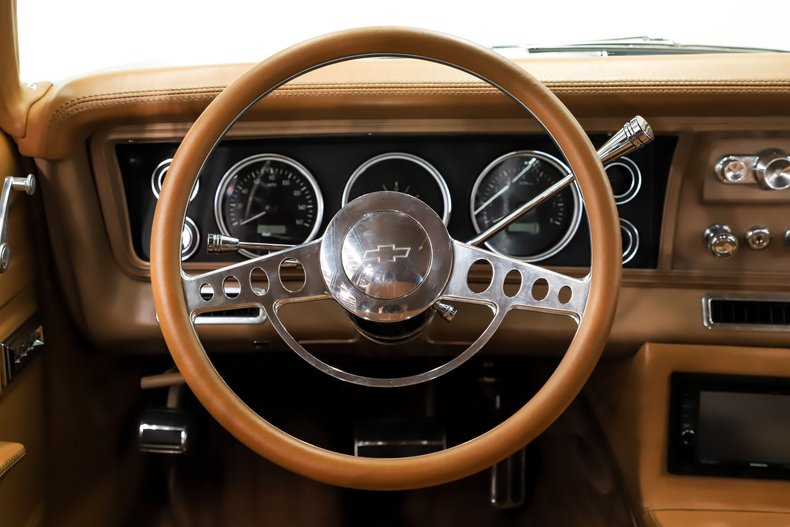 Chevrolet-Biscayne-1967-Luxo-Blue-Tan-18