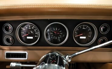 Chevrolet-Biscayne-1967-Luxo-Blue-Tan-19