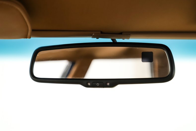 Chevrolet-Biscayne-1967-Luxo-Blue-Tan-31