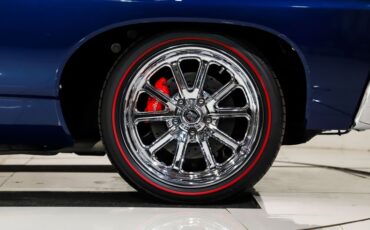 Chevrolet-Biscayne-1967-Luxo-Blue-Tan-44