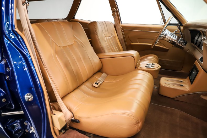 Chevrolet-Biscayne-1967-Luxo-Blue-Tan-46