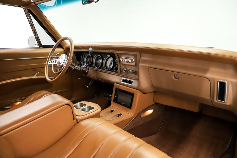 Chevrolet-Biscayne-1967-Luxo-Blue-Tan-49
