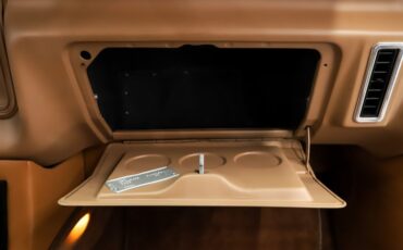 Chevrolet-Biscayne-1967-Luxo-Blue-Tan-8