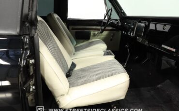 Chevrolet-Blazer-1971-Black-Black-2