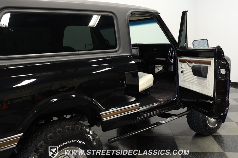 Chevrolet-Blazer-1971-Black-Black-7