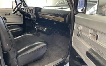 Chevrolet-Blazer-1973-Black-amp-silver-Black-9