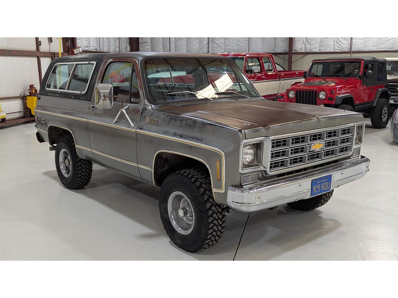 Chevrolet-Blazer-1977-Silver-Red-12