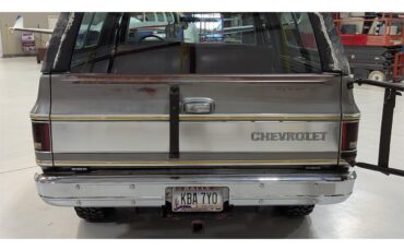 Chevrolet-Blazer-1977-Silver-Red-19