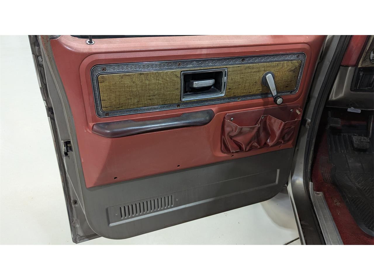 Chevrolet-Blazer-1977-Silver-Red-20