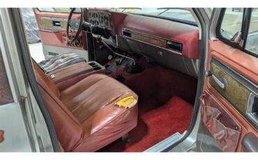 Chevrolet-Blazer-1977-Silver-Red-27