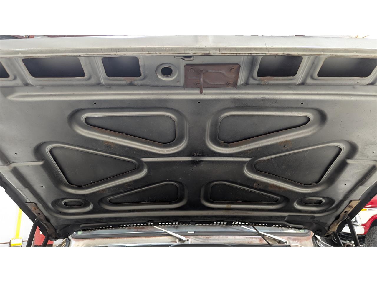 Chevrolet-Blazer-1977-Silver-Red-38