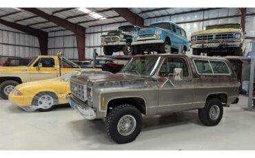 Chevrolet-Blazer-1977-Silver-Red-50