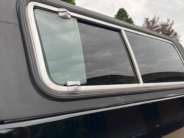 Chevrolet-Blazer-1984-SUV-13