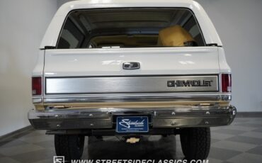 Chevrolet-Blazer-1984-SUV-14