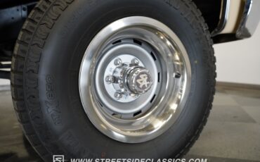 Chevrolet-Blazer-1984-SUV-20