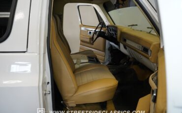 Chevrolet-Blazer-1984-SUV-27