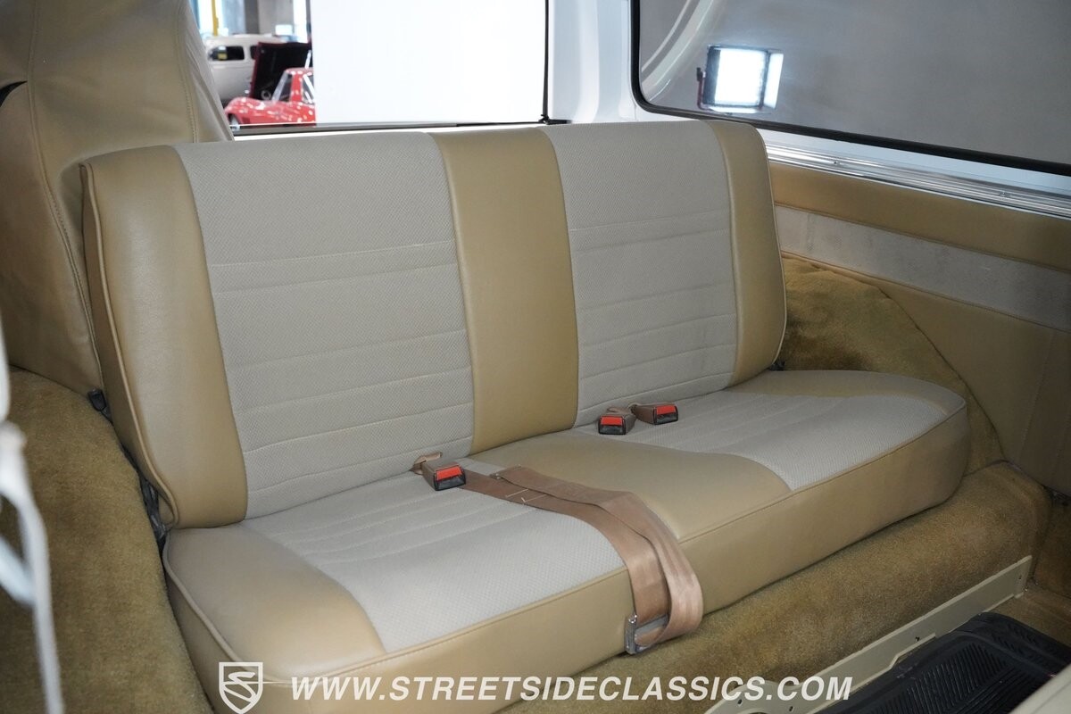 Chevrolet-Blazer-1984-SUV-29