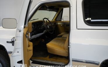 Chevrolet-Blazer-1984-SUV-4