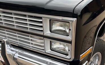 Chevrolet-Blazer-1984-SUV-8