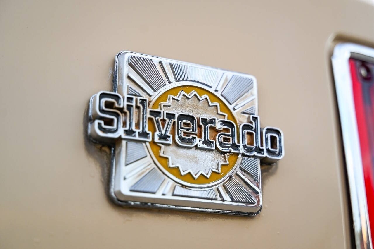 Chevrolet-Blazer-1986-SUV-14
