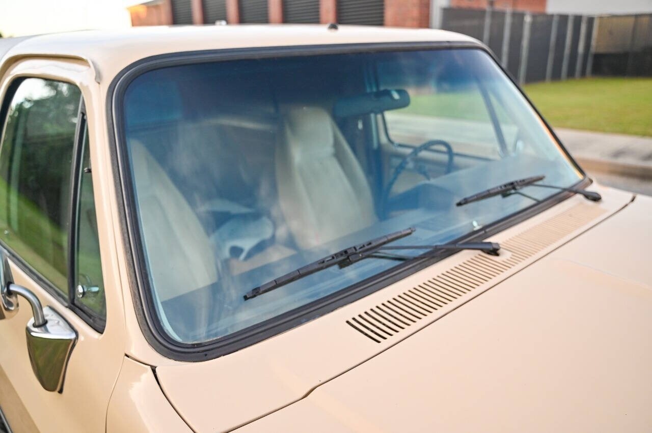 Chevrolet-Blazer-1986-SUV-30