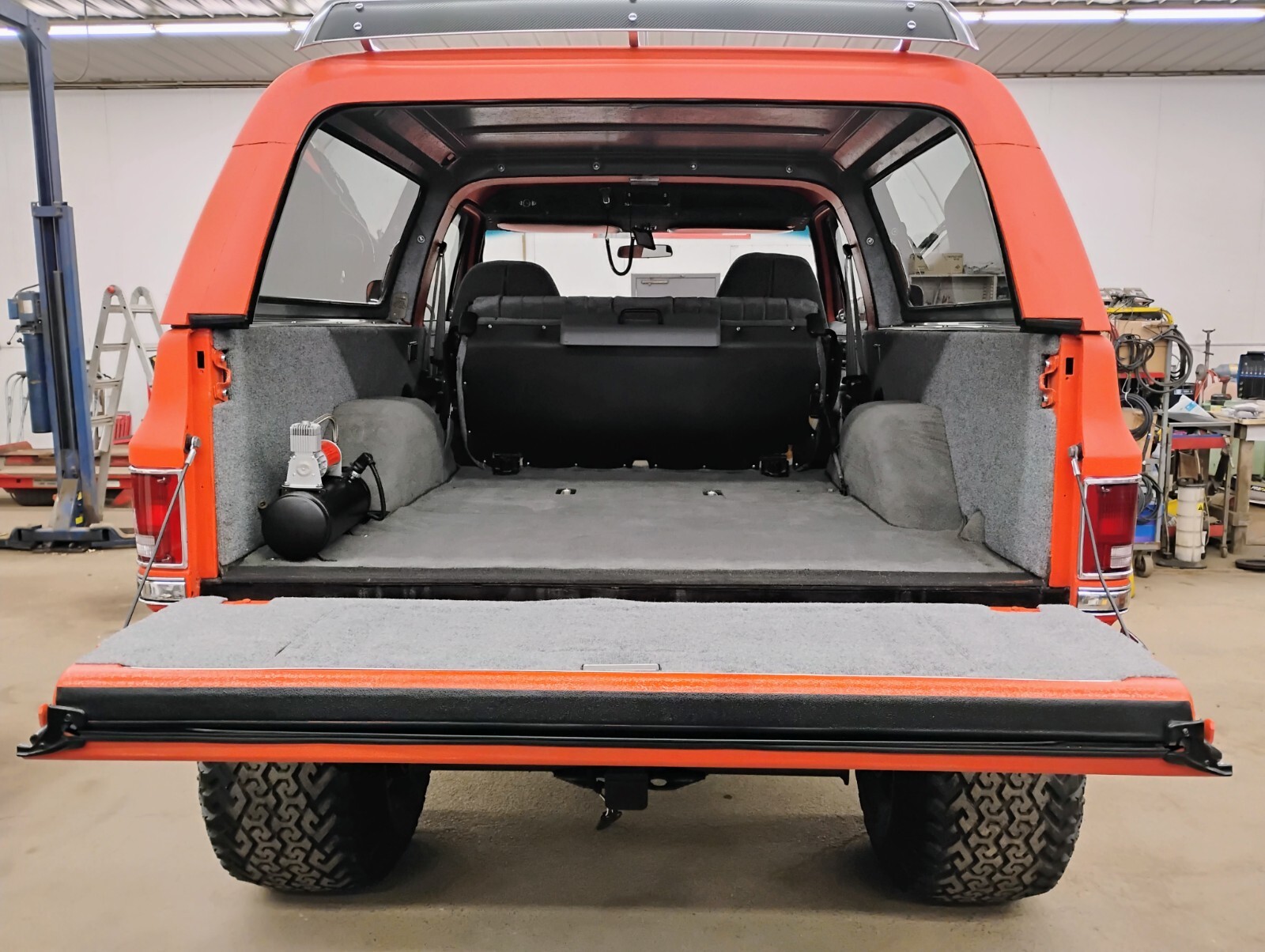 Chevrolet-Blazer-1987-SUV-19