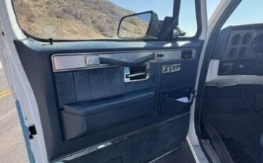 Chevrolet-Blazer-1990-White-Blue-6