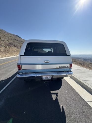Chevrolet-Blazer-1990-White-Blue-8