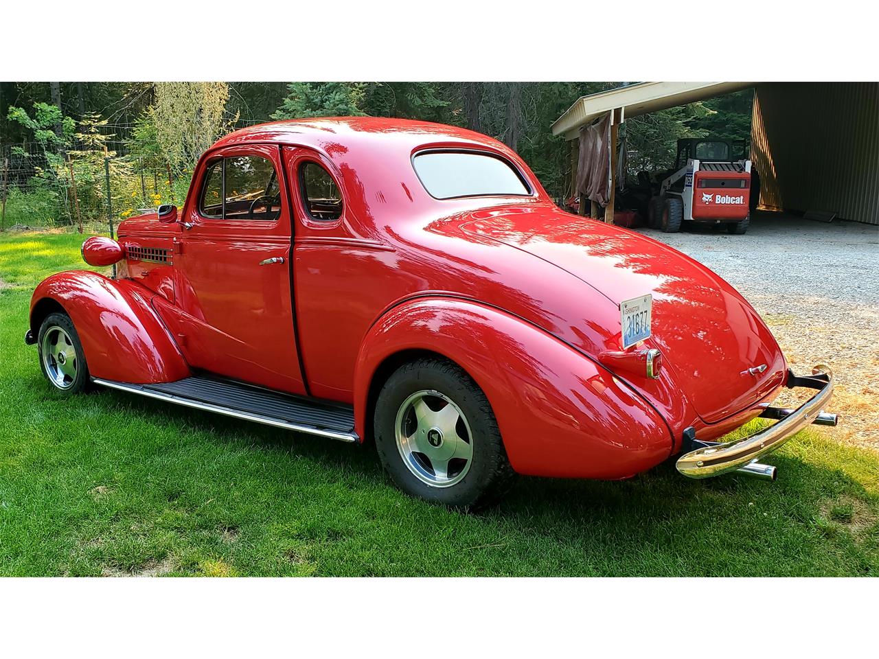 Chevrolet-Business-coupe-1938-Red-with-accents-Gray-5