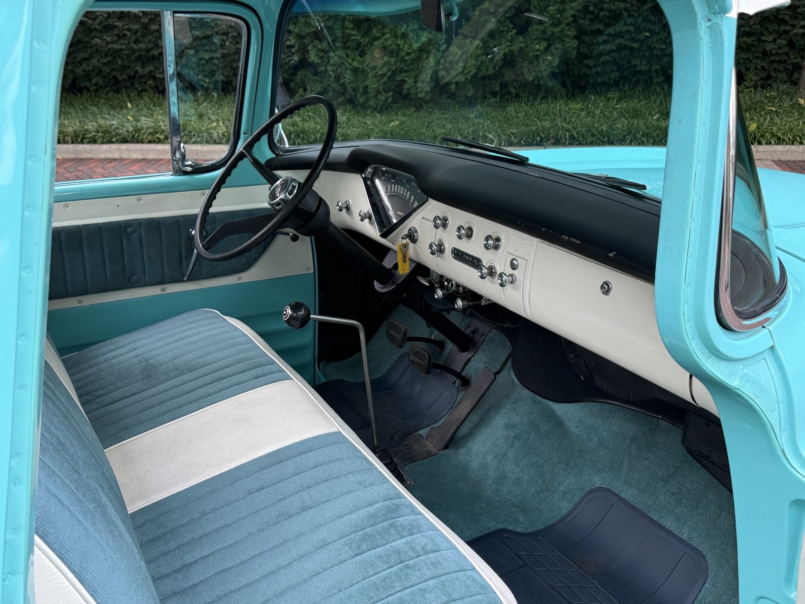 Chevrolet-C-10-1958-37