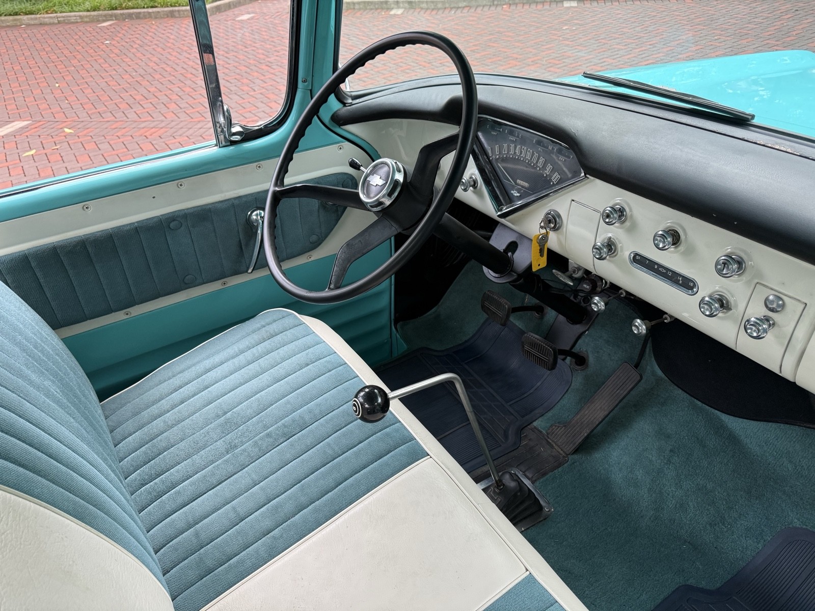 Chevrolet-C-10-1958-39