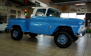 Chevrolet-C-10-1963-Classic-Car-11