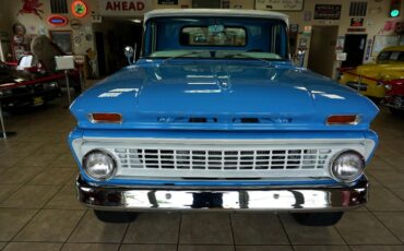Chevrolet-C-10-1963-Classic-Car-14