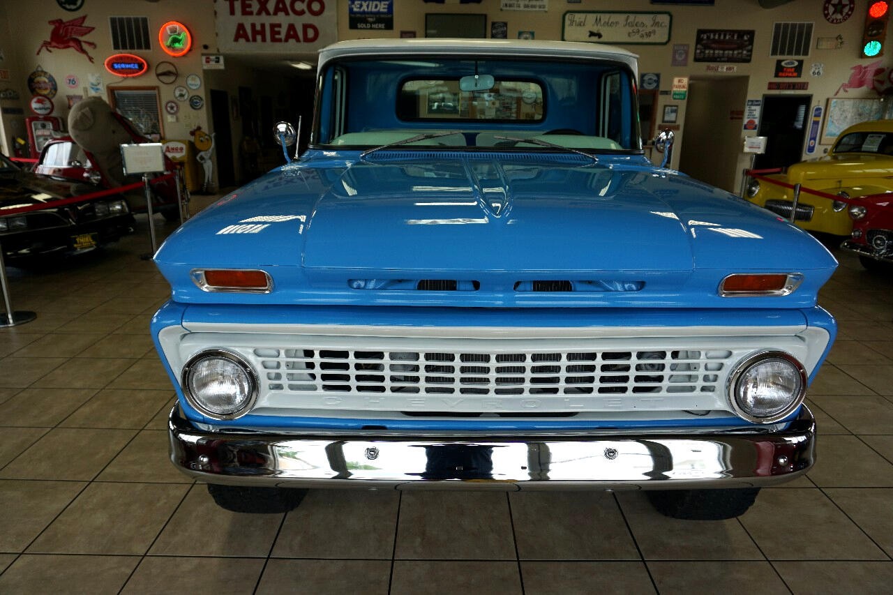 Chevrolet-C-10-1963-Classic-Car-14