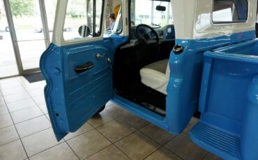 Chevrolet-C-10-1963-Classic-Car-21