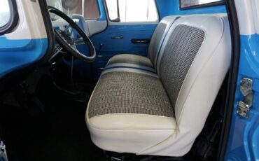 Chevrolet-C-10-1963-Classic-Car-22
