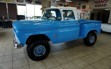 Chevrolet-C-10-1963-Classic-Car-39