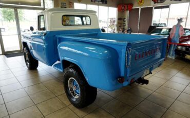 Chevrolet-C-10-1963-Classic-Car-5