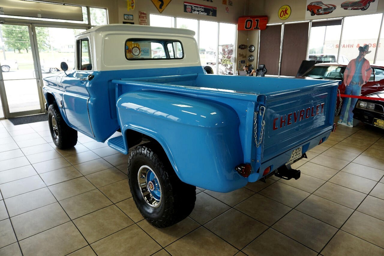 Chevrolet-C-10-1963-Classic-Car-5