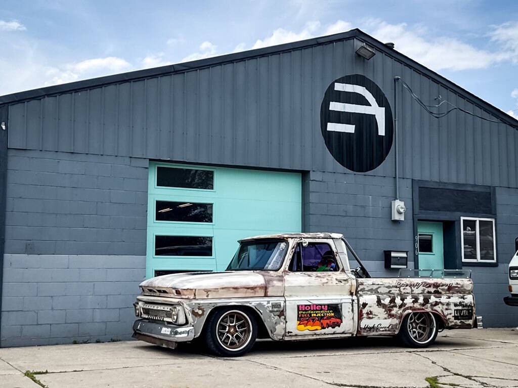 Chevrolet-C-10-1964-Pickup-Truck-1