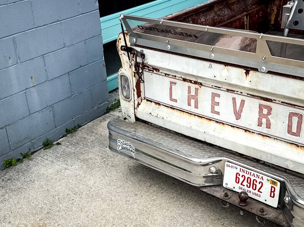 Chevrolet-C-10-1964-Pickup-Truck-27