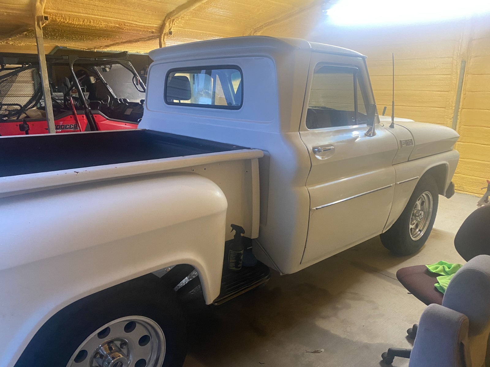 Chevrolet-C-10-1965-Standard-Cab-Pickup-1